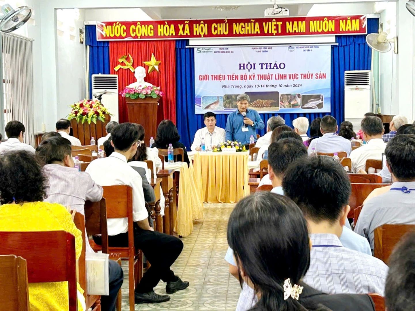 Tổ chức 